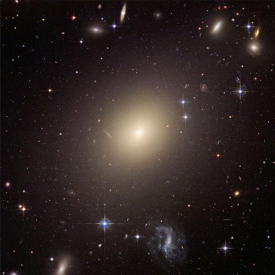 Eliptiskā galaktika